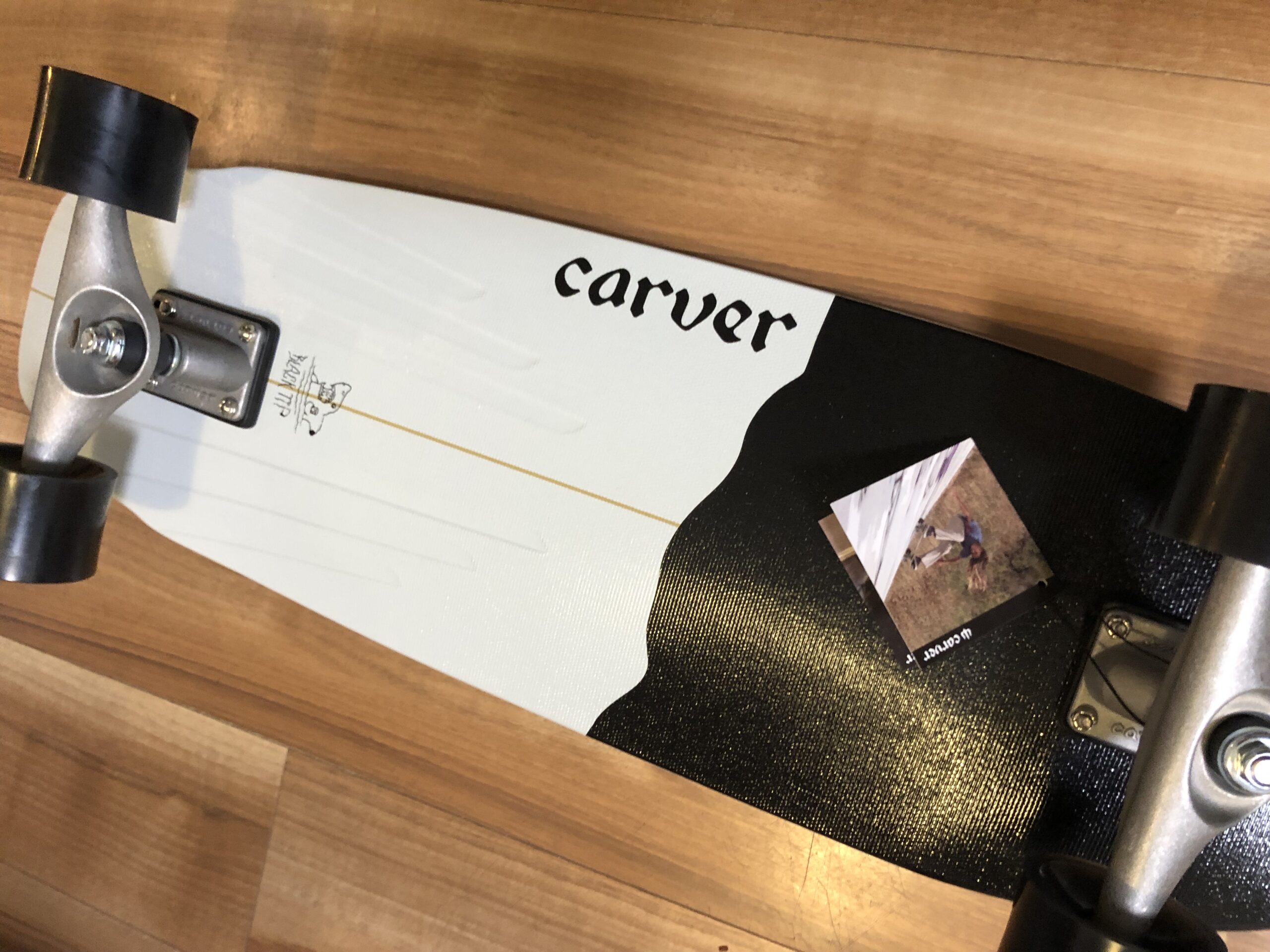 高い素材 カーバー サーフスケート carver BLACK TIP CX4 スケート